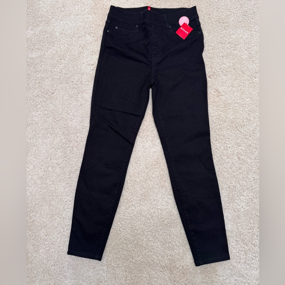 Spanx NWT black skinny jeans M/8